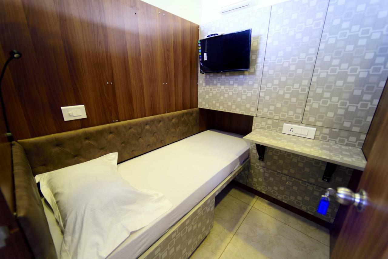 Bedspace- Capsule Ac Hotel Mangalore Eksteriør bilde